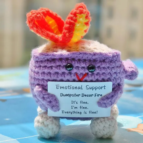 Miniatura 7 de Levvohd Decoración de Contenedor de Basura de Apoyo Emocional Fire, Divertida Muñeca de Ganchillo y Tejido Hecha a Mano, Lindos Accesorios de Morado