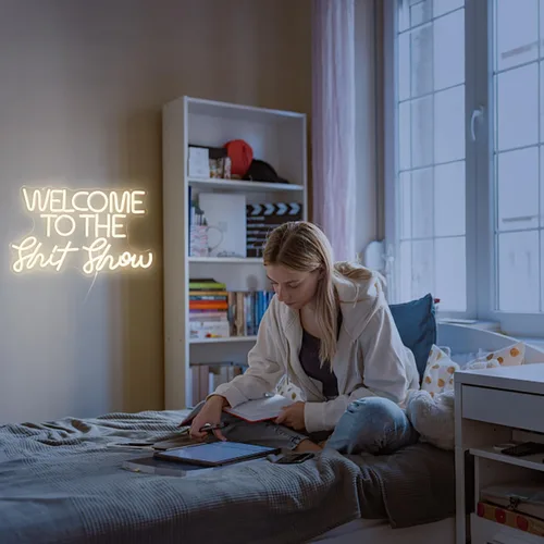 Miniatura 7 de Letrero de neón con texto en inglés "Welcome To The Show", luces LED de neón divertidas, regulables, alimentadas por USB, de 16.5 x 11 pulgadas