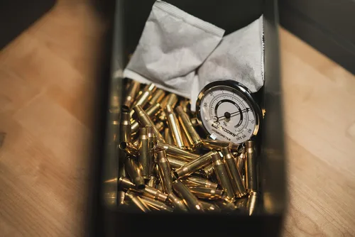 Miniatura 4 de Lockdown Higrómetro de bóveda para monitorear la humedad y el control de humedad en bóveda de armas, caja fuerte, almacenamiento
