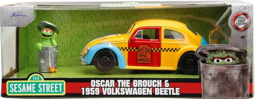 Miniatura 2 de Jada Sesame Street 1:24 1959 Volkswagen Beetle - Coche fundido a presión y figura de Oscar The Grouch de 2.75 pulgadas, juguetes para niños y adultos