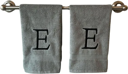 Miniatura 138 de Toalla de mano con inicial beige para baño, toalla bordada decorativa de calidad de hotel de lujo con monograma para tocador, spa, certificado