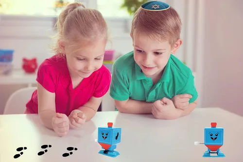 Miniatura 3 de The Dreidel Company Paquete de 3 Hanukkah Wind-Up and Watch Him Walk-Jump Dreidel, recuerdos de fiesta de Janucá, juguetes novedosos para niños