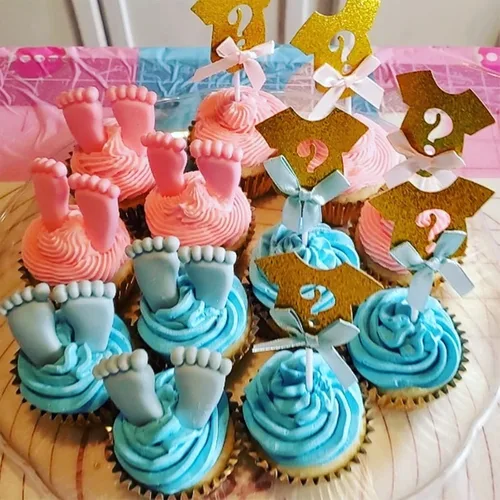 Miniatura 6 de Linda decoración para cupcakes de bebé, moldes de silicona de caramelo de chocolate, 4 piezas, carrito de pasteles y pies de ropa, molde de fondant