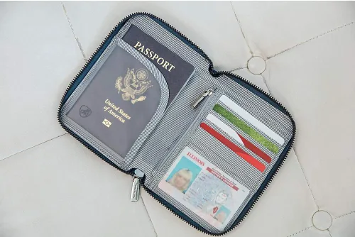 Miniatura 4 de Travelon Cartera con cierre RFID para pasaporte océano Cartera con cremallera para pasaporte con bloqueo RFID