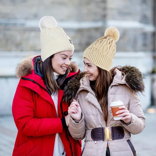 Miniatura 6 de LBTING Gorro de invierno para mujer, cálido forro polar de punto suave con pompón para clima frío