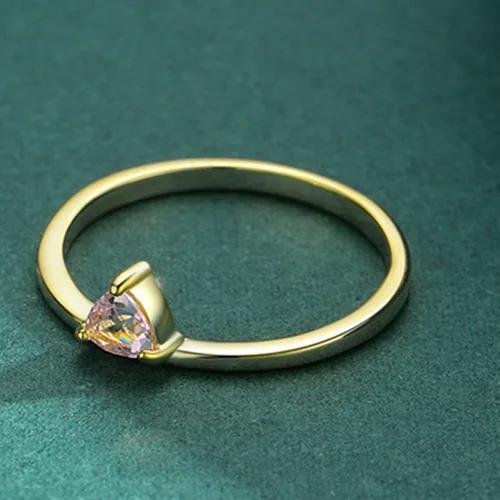 Miniatura 3 de Juego de anillos para mujer, anillo de novia simple con forma de triángulo rosa, morganita, oro amarillo