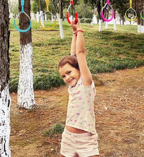 Miniatura 4 de Anillo de gimnasia con columpio para curso de obstáculos de guerrero Slackline, equipo de entrenamiento de trapecio y puño, 2 barras ninja moradas