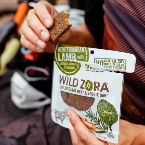 Miniatura 7 de Wild Zora Barritas de carne y verduras, cordero mediterráneo, paquete de 8, 100% cordero alimentado con hierba, aperitivos paleo saludables