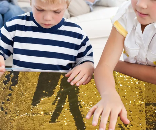 Miniatura 28 de Tela de lentejuelas reversible para pared sensorial para niños, lentejuelas grandes de 0.5 cm para grafiti sensorial para niños pequeños