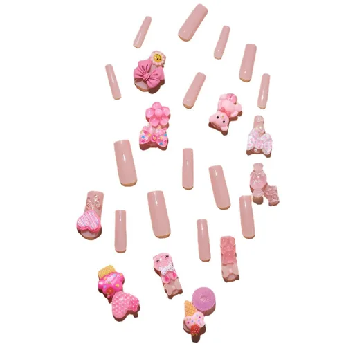 Miniatura 5 de Uñas postizas largas a presión cuadradas con dijes, uñas acrílicas color rosa nude, lindos diseños de dijes de oso de corazón, uñas con pegamento