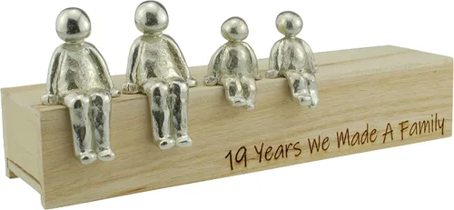 Miniatura 6 de Idea del 19º aniversario – 19 años hicimos un adorno de metal familiar – Elige tu combinación familiar (1 niño)