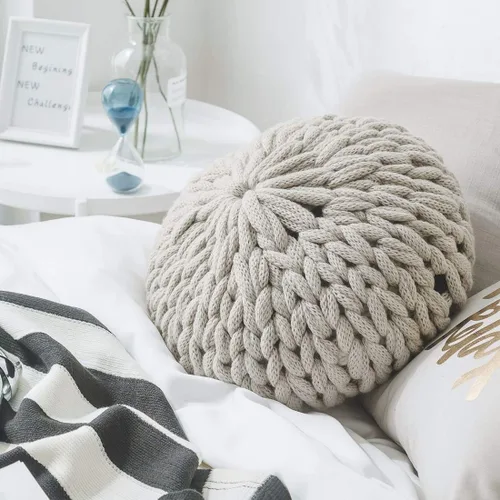 Miniatura 7 de vctops Almohadas de punto grueso en forma de caramelo con inserto súper suaves y acogedoras, cojines decorativos hechos a mano