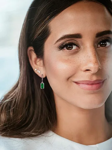 Miniatura 2 de Bestyle Aretes colgantes de plata de ley pequeños y delicados con piedra natal para mujeres y niñas con cristal rectangular de baguette y aro