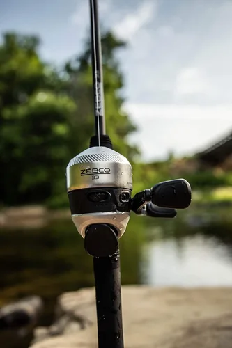 Miniatura 10 de Zebco 33 Spincast - Combo de carrete y caña de pescar de 2 piezas, caña de fibra de vidrio resistente de 5 pies y 6 pulgadas y carrete de pesca
