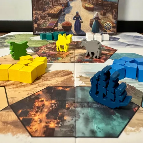 Miniatura 2 de Juego de mesa Trade and Triumph – Juego de estrategia de comercio medieval y gestión de recursos para adultos y familiares a partir de 13 años
