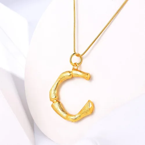 Miniatura 5 de FOCALOOK Collar de bambú chapado en oro de 18 quilates con dije de nombre inicial para mujer, collar grande con dije de letra de bambú