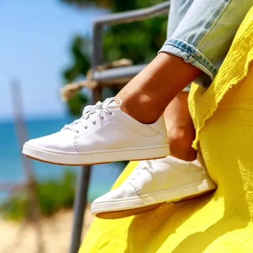 Miniatura 6 de OLUKAI Pehuea Li 'ili - Tenis de cuero para mujer, zapatos casuales para uso diario con tacón caído, suela de goma que no deja marcas, ajuste cómodo