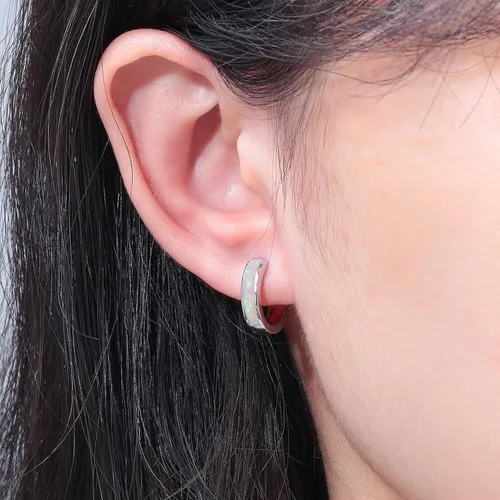 Miniatura 163 de CiNily Aretes Huggie de ópalo con bisagras, chapados en oro, hipoalergénicos, pequeños aretes de aro para mujeres, adolescentes, niñas, hombres