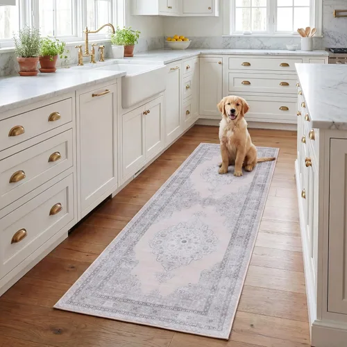 SAFAVIEH Tucson Collection - Alfombra lavable de 2 pies 6 x 8 pies, beige y verde claro, antideslizante, ideal para zonas de alto tráfico en sala de
