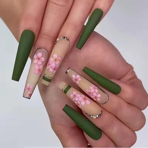 Miniatura 11 de Uñas postizas a presión medianas con forma de almendra, uñas falsas con puntas francesas y diseño de línea dorada, 24 piezas, uñas adhesivas