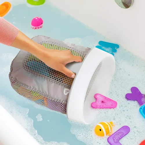 Miniatura 4 de Munchkin® Juego de elementos esenciales de baño con pingüino nadador de cuerda adicional, 3 piezas, gris