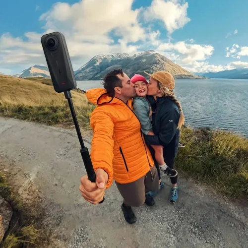 Miniatura 2 de Insta360 X4 Air - Cámara ligera de 5.82 oz 8K 360, efecto de palo selfie invisible, lentes reemplazables, disparar primero y encuadre después