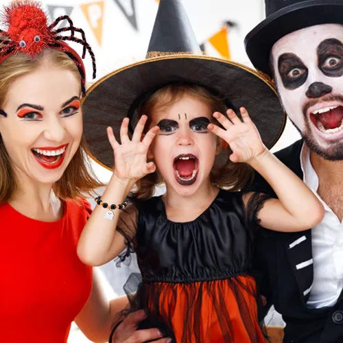 Miniatura 3 de YANCHUN 4 pulseras de Halloween para mujeres y niñas, pulseras elásticas con cuentas de colores, fantasma, calabaza, murciélago, pulsera, regalo