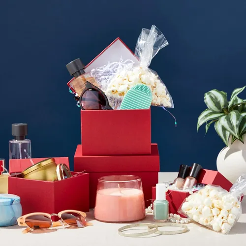 Miniatura 2 de Stockroom Plus Juego de caja de regalo roja – 4 contenedores cuadrados anidables, 6.5 x 6.5 x 4 a 3.5 x 3.5 x 2 pulgadas – Contenedores de regalo