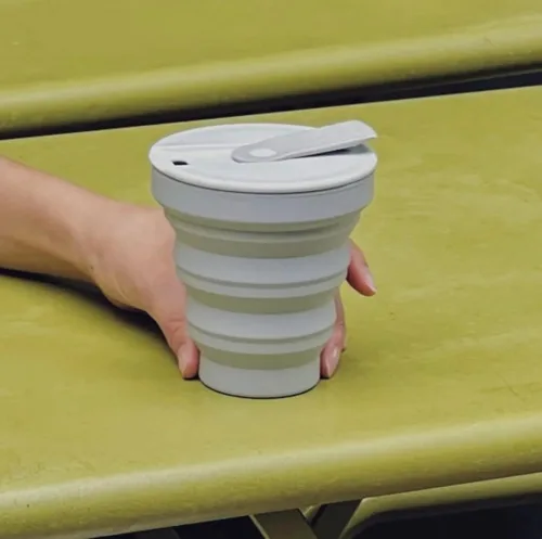 Miniatura 3 de Taza de café plegable HuNu con tapa - Taza de silicona plegable reutilizable y apta para microondas, taza plegable, taza de viaje portátil