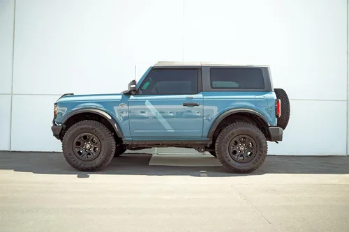 Miniatura 8 de DV8 Offroad Cubiertas de soldadura de pellizco para Ford Bronco 2021-2025 de 2 puertas Cubre la soldadura de pellizco antiestética Instalación