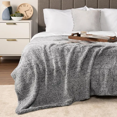 Miniatura 29 de PAVILIA - Manta de sherpa para sofá, gris esponjosa y cálida, manta de felpa suave para cama, acogedora, súper suave y ligera, manta decorativa