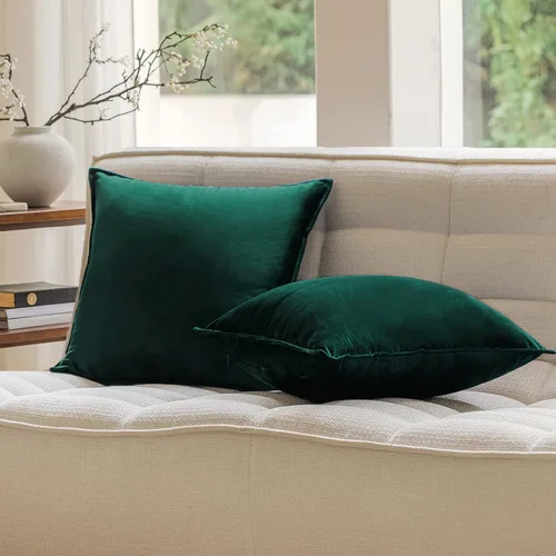 JIAHANNHA Fundas de almohada de terciopelo verde de 22 x 22 pulgadas, paquete de 2 fundas de cojín cuadradas suaves y decorativas para sofá, cama,