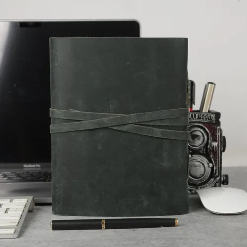 Miniatura 5 de KomalC Cuaderno de cuero hecho a mano 7x5 pulgadas Cuaderno vintage azul con papel en blanco sin renglones Diario de viaje antiguo, cuaderno