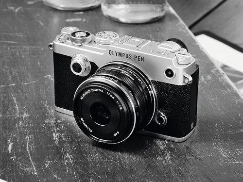 Miniatura 3 de Olympus lente intercambiable F1.8 de 17 milímetros, para microcámaras Olympus, Panasonic Negro