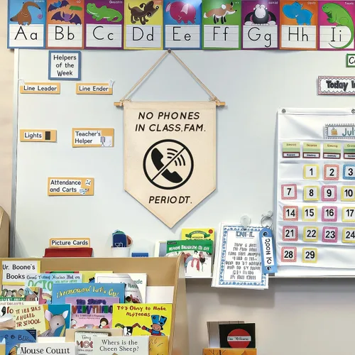 Miniatura 3 de Divertida pancarta de pared con reglas para el aula, regalo para profesores, decoración inspiradora de pared de regreso a clases, sin teléfonos