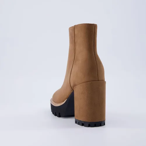 Miniatura 5 de CUSHIONAIRE Bota de tacón Ringo para mujer + espuma viscoelástica, anchos disponibles