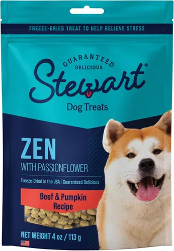 Stewart Golosinas liofilizadas para perros, carne de res y calabaza zen, alivio de la ansiedad, sin granos, bolsa resellable de 4 onzas, fabricada