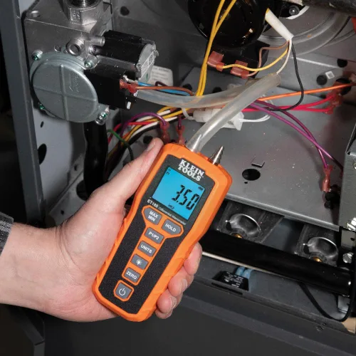 Miniatura 13 de Klein Tools 80142 Kit de detector de fugas de gas, detector de gas combustible, manómetro digital y comprobador de presión HVAC, doble puerto, 2