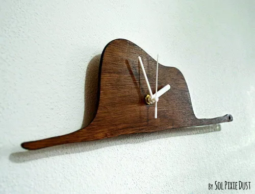 Miniatura 2 de Prince - A Boa Constrictor Digesting An Elephant - Wooden Silhouette Wall Clock