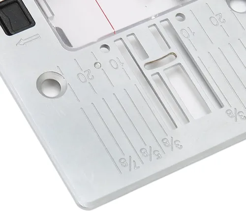 Miniatura 7 de Hztyyier Placa de aguja con cubierta de plástico para máquinas de coser resistentes, compatible con los modelos 3321, 44S, 4411, 4423, 5523, 5532
