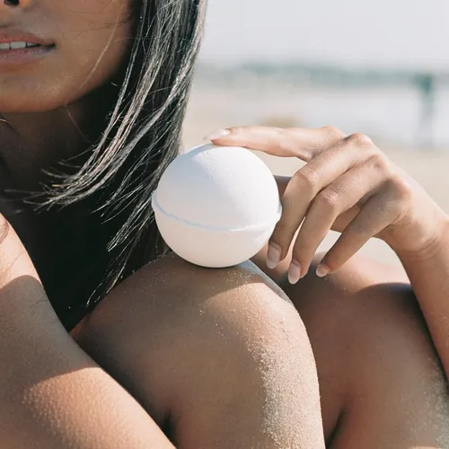Miniatura 4 de LA SALT CO Breathe - Bomba de baño, 8 onzas, grande, hecha a mano con ingredientes naturales, sal del Himalaya rica en minerales, libre de crueldad