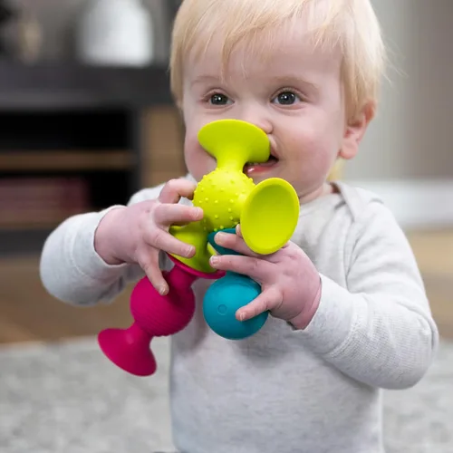 Miniatura 6 de Fat Brain Toys pipSquigz, juguetes sensoriales para bebés de 6 meses en adelante, juguete de ventosa y sonajero
