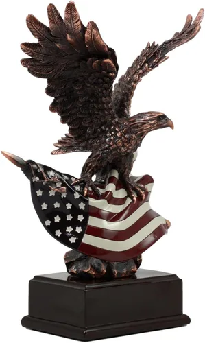 Miniatura 4 de Gifts & Decor Ebros Wings of Glory - Figura patriótica de águila calva que se aferra a la bandera estadounidense, bronce galvanizado, con base