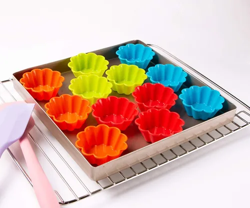 Miniatura 6 de Webake Moldes de silicona para hornear cupcakes, moldes para magdalenas de 3 pulgadas, paquete de 12