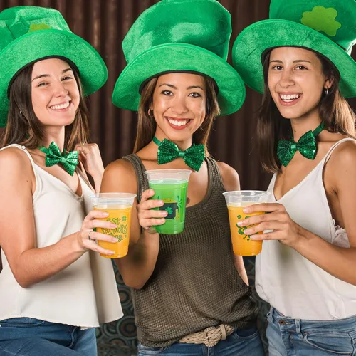 Miniatura 5 de JOYIN 72 vasos de plástico de 16 onzas para el día de San Patricio, vasos desechables verdes a granel con 4 patrones de caldero de trébol