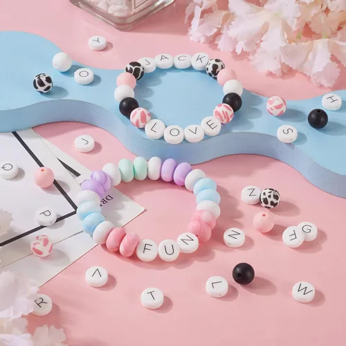 Miniatura 4 de FASHEWELRY 36 cuentas de silicona redondas del alfabeto A-Z, cuentas focales de goma de vaca para pulseras, collares, llaveros, fabricación de joyas