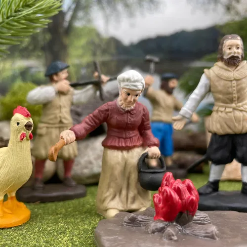 Miniatura 2 de Safari Ltd. Jamestown Settlers TOOB - 10 figuras: marinero, jardinero, herrero, colonos, John Smith, pollo, cerdo, cañón - Figuras de juguete