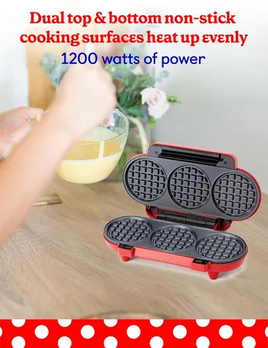 Miniatura 5 de Betty Crocker Mini máquina de gofres múltiple, aparato de cocina de 1200 W para el hogar y la cocina, hace 3 gofres a la vez, revestimiento