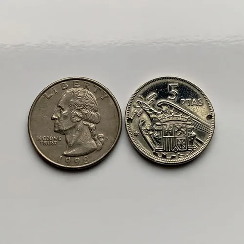 Miniatura 6 de 1957 España España Moneda 5 Pesetas Pulsera Hombre Águila de San Juan Escudo Español Madrid Barcelona Murcia Asturias Cataluña Las Palmas Vigo Gijón