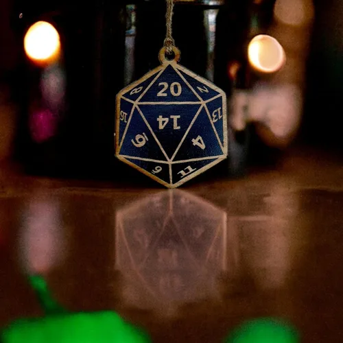 Miniatura 2 de Ornamento - Dado de 20 Caras - Madera en bruto pintada en negro 3x3 pulgadas